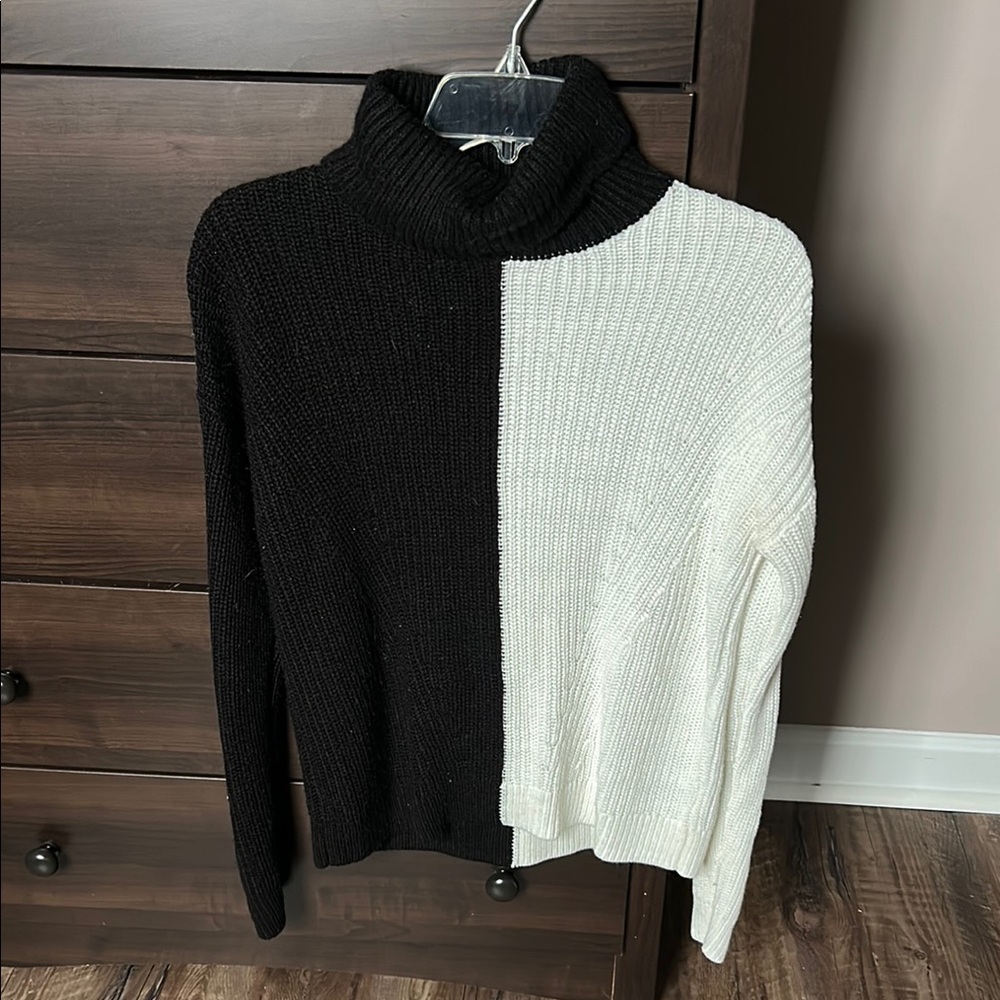 89th+Madison sweater in great condition